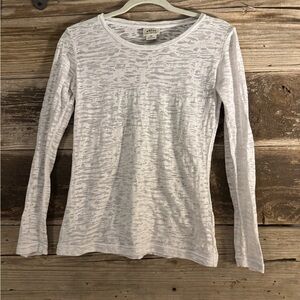 5/$20 Ariat White Long Sleeve Top